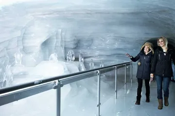 ICEPALACEJUNGFRAU