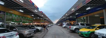 ที่จอดรถ2