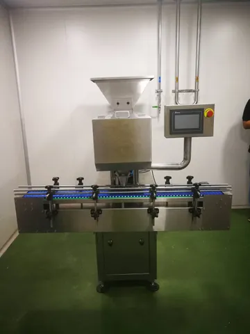 221621