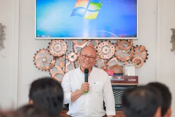 LINEALBUMงานเลี้ยงปีใหม่บ