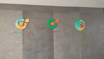 1567580