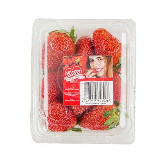Strawberry NZ 2 kg. Tray