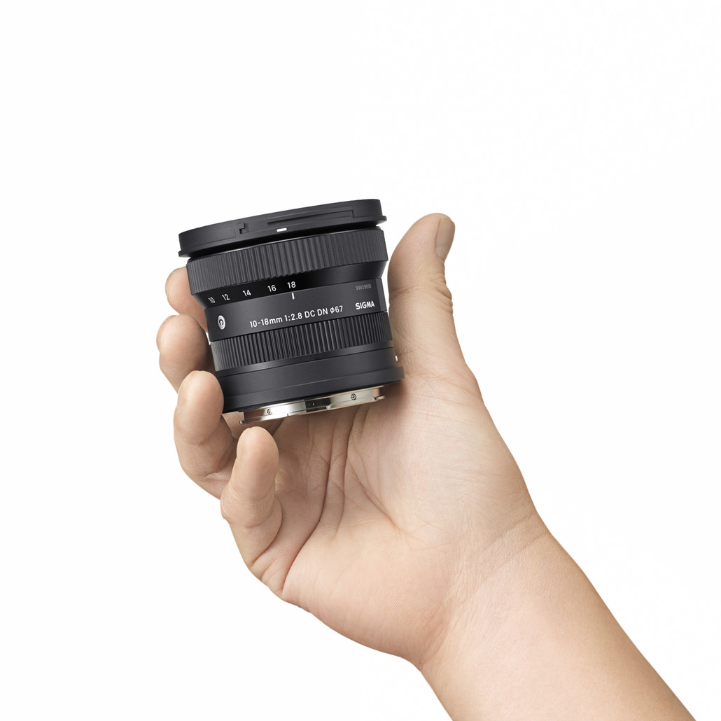 SIGMA 10-18mm. F2.8 DC DN | Contemporary For Fujifilm X-mount