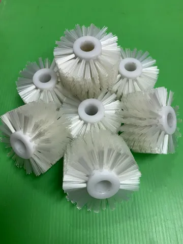 100