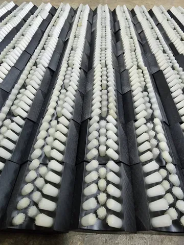 laathbrush1