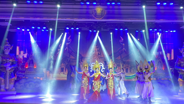 GoldenDomeCabaret(2)