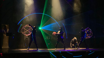 Showblack(2)