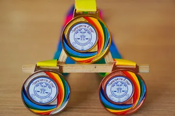 เหรียญรางวัลอลิตาถ้วยรางวัล9