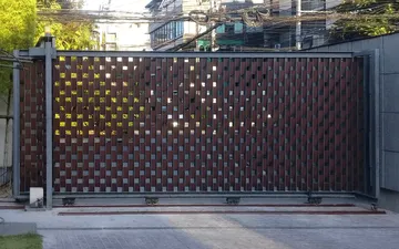 ประตูไชโยรับออกแบบประตูรั้วงานดีไซน์