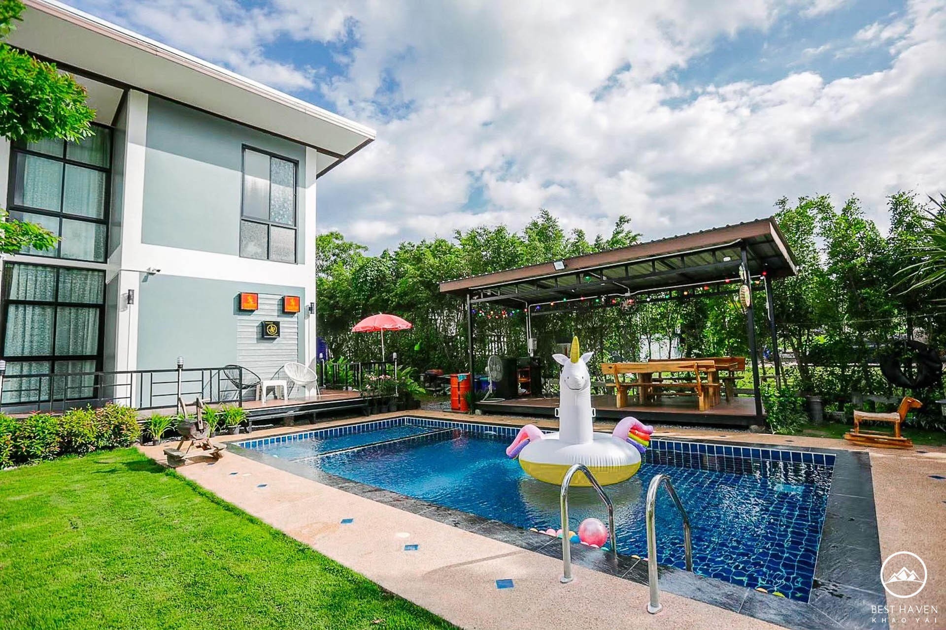 Lowell Pool Villa Khao Yai