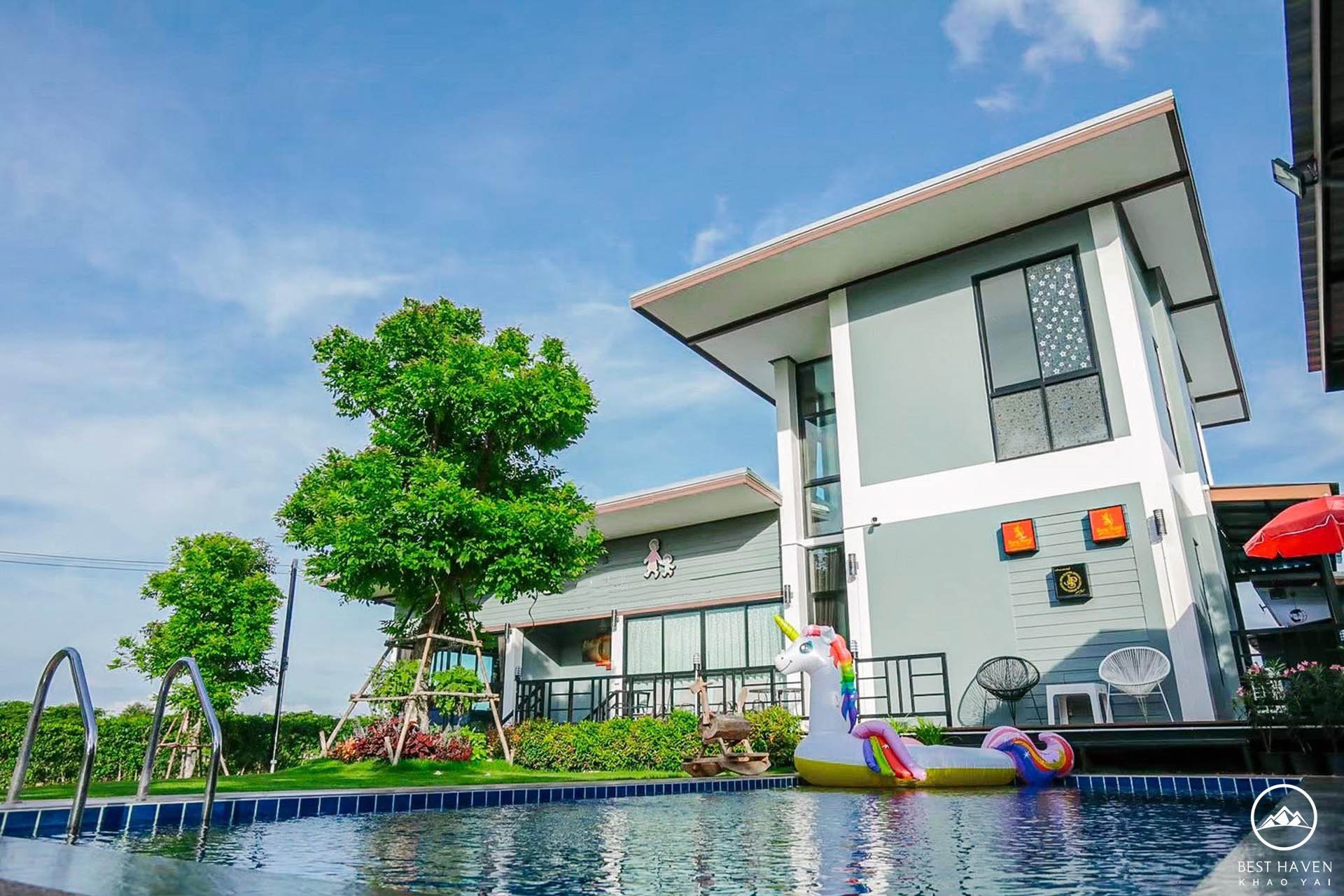 Lowell Pool Villa Khao Yai