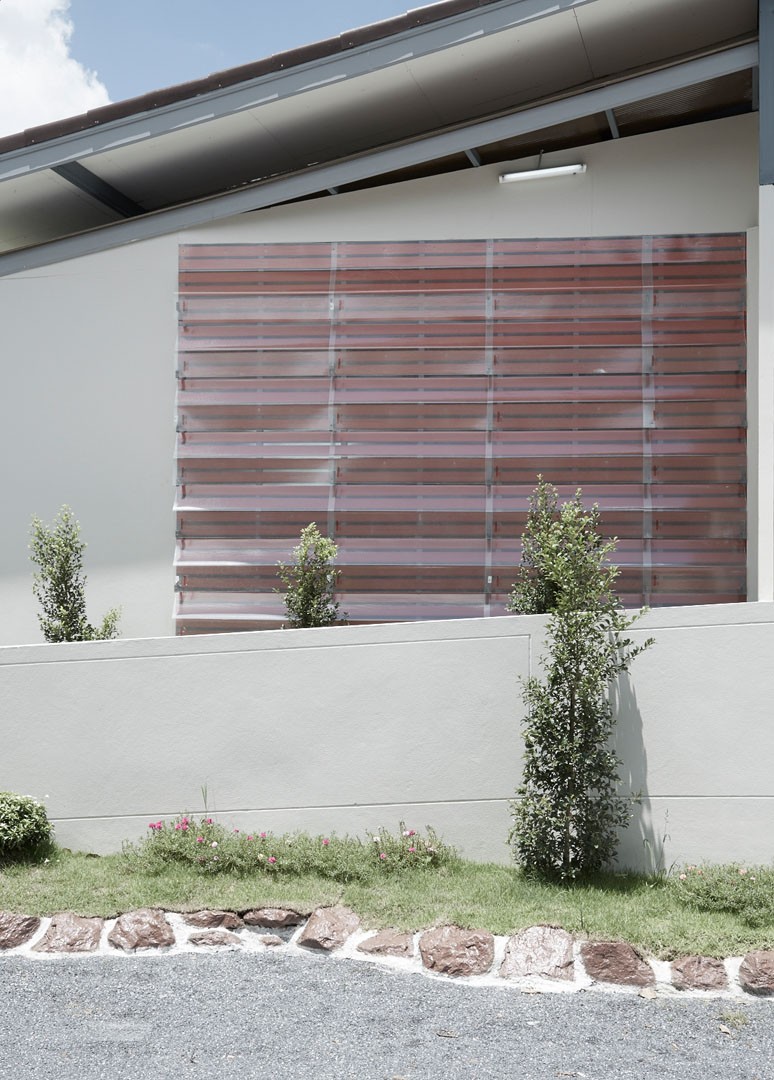 scg-translucent-roof-sheet-louver-series-clear-white-04