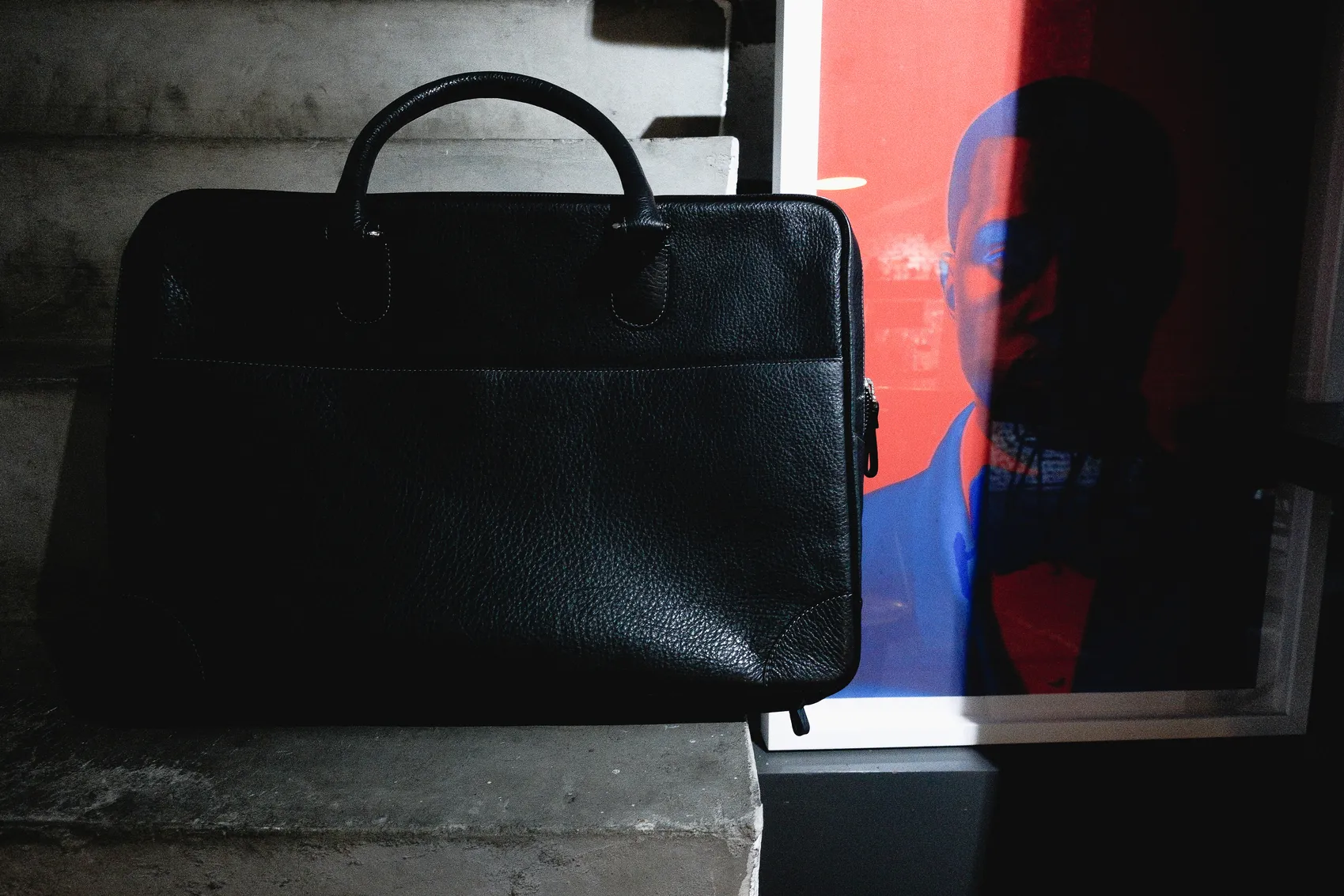 Zeus Messenger Bag