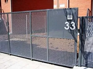 641