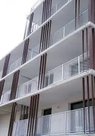 599
