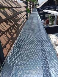 691