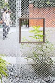 514