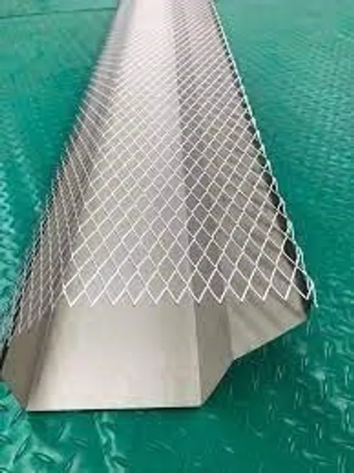 736