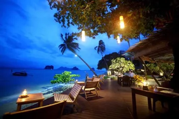 ทับวารินทร์บีชรีสอร์ท๒๑๐๗๒๗0