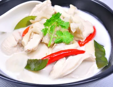 ต้มข่าไก่