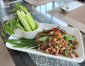 ลาบหมูคั่ว