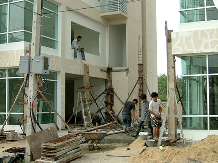 งานก่อสร้างอาคารพาณิชย์-อาพาร์ตเม้นท์-คอนโดมิเนียม-ตึกขนาดใหญ่1