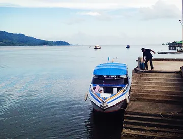 ท่าเรือท่าเลน