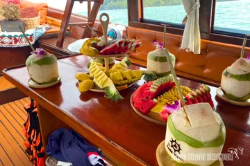 เซ็ตบนเรือ