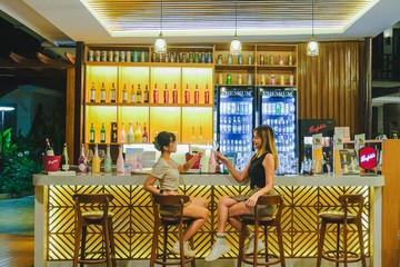 de-river-bar