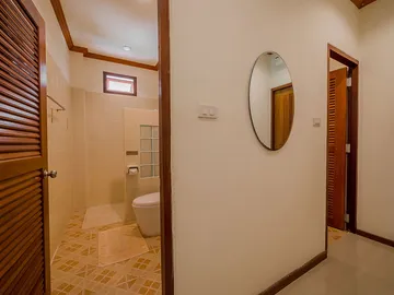 family-room-two-toilet