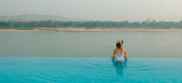 swimming-pool-chiang-khan
