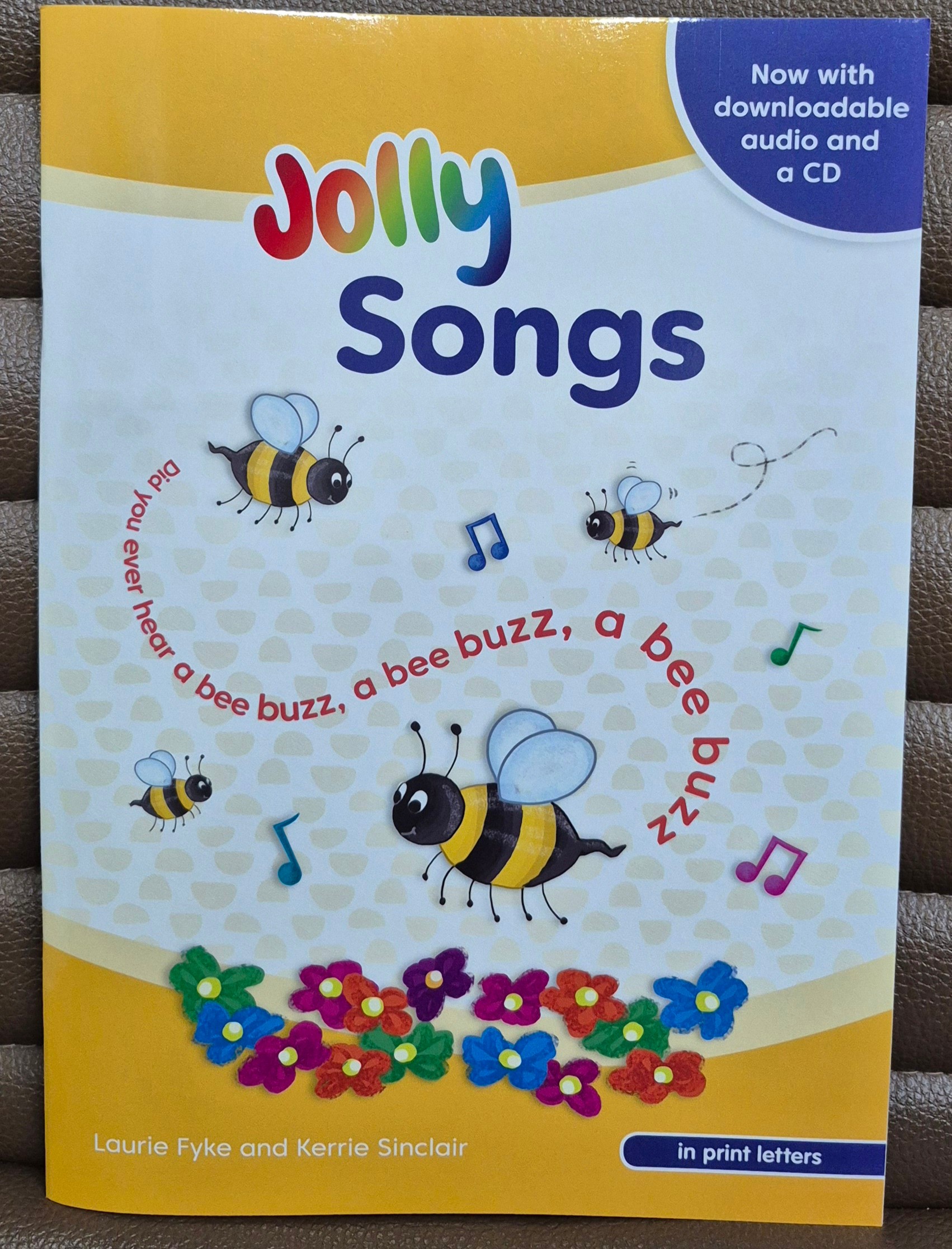 PP Jolly Songs (book and CD) (in print letters)