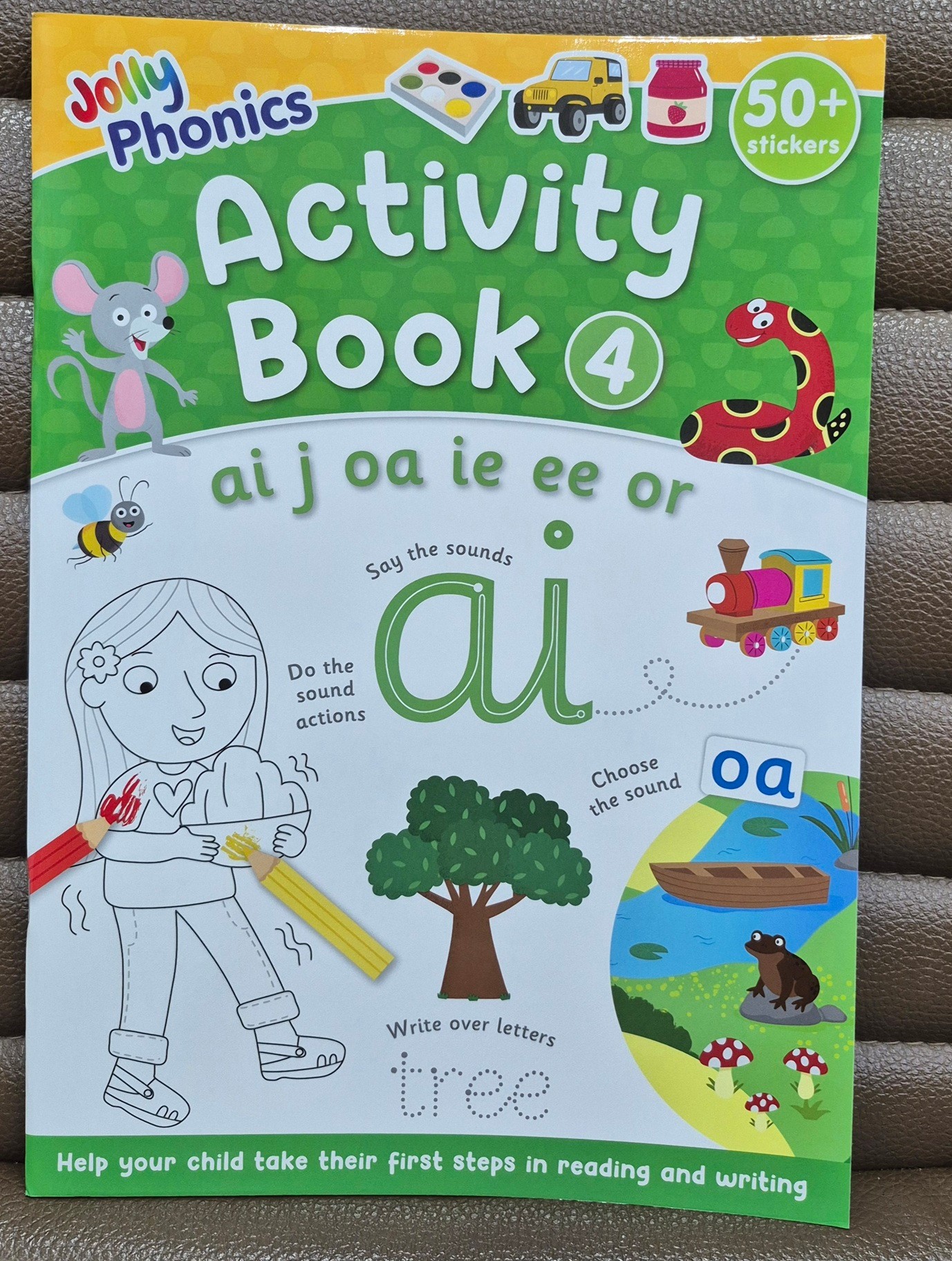 C New Jolly Phonics Activity Book 4 (in precursive letters)