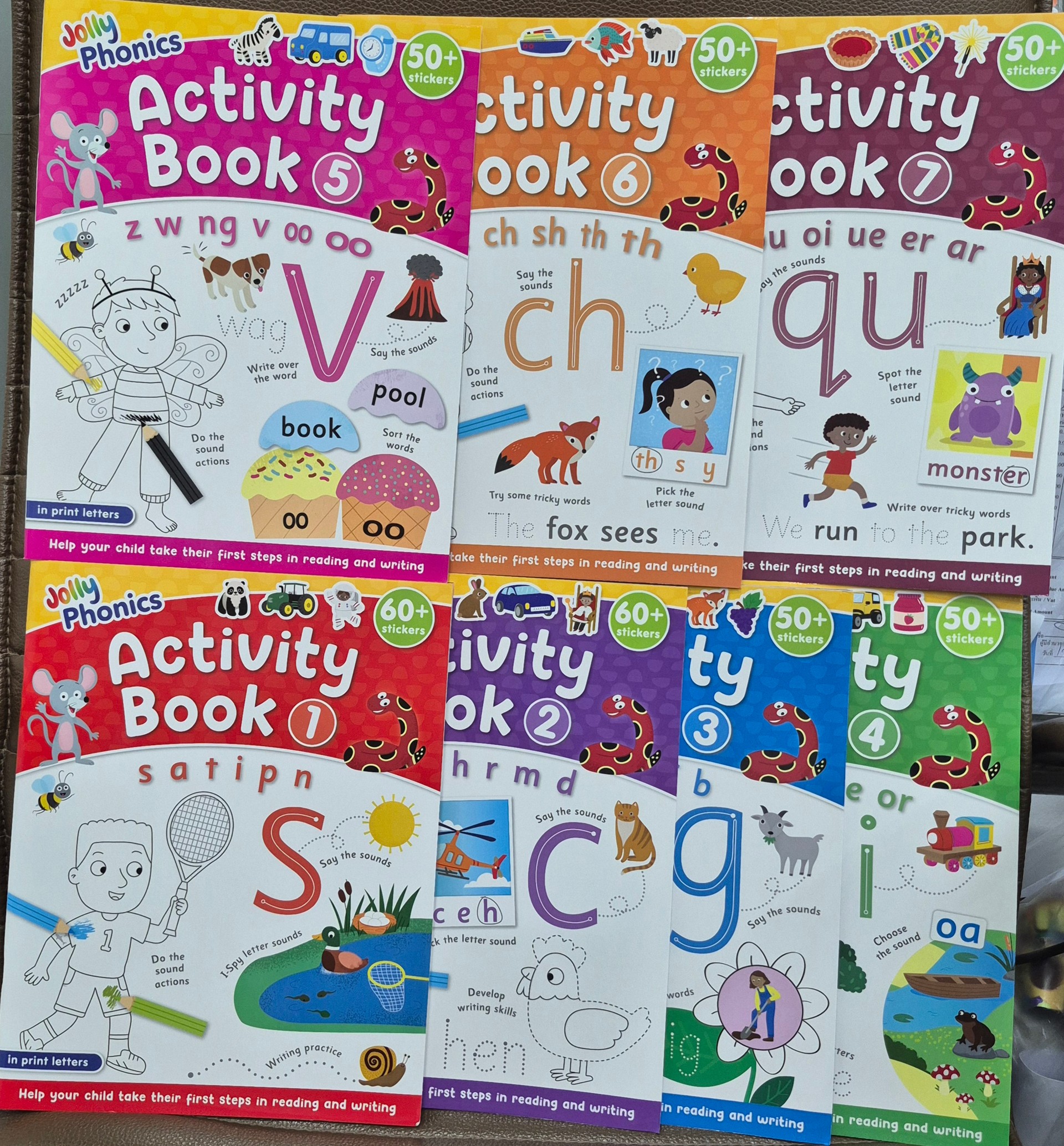 New Jolly Phonics Activity Books, set 1-7 (in print letters)