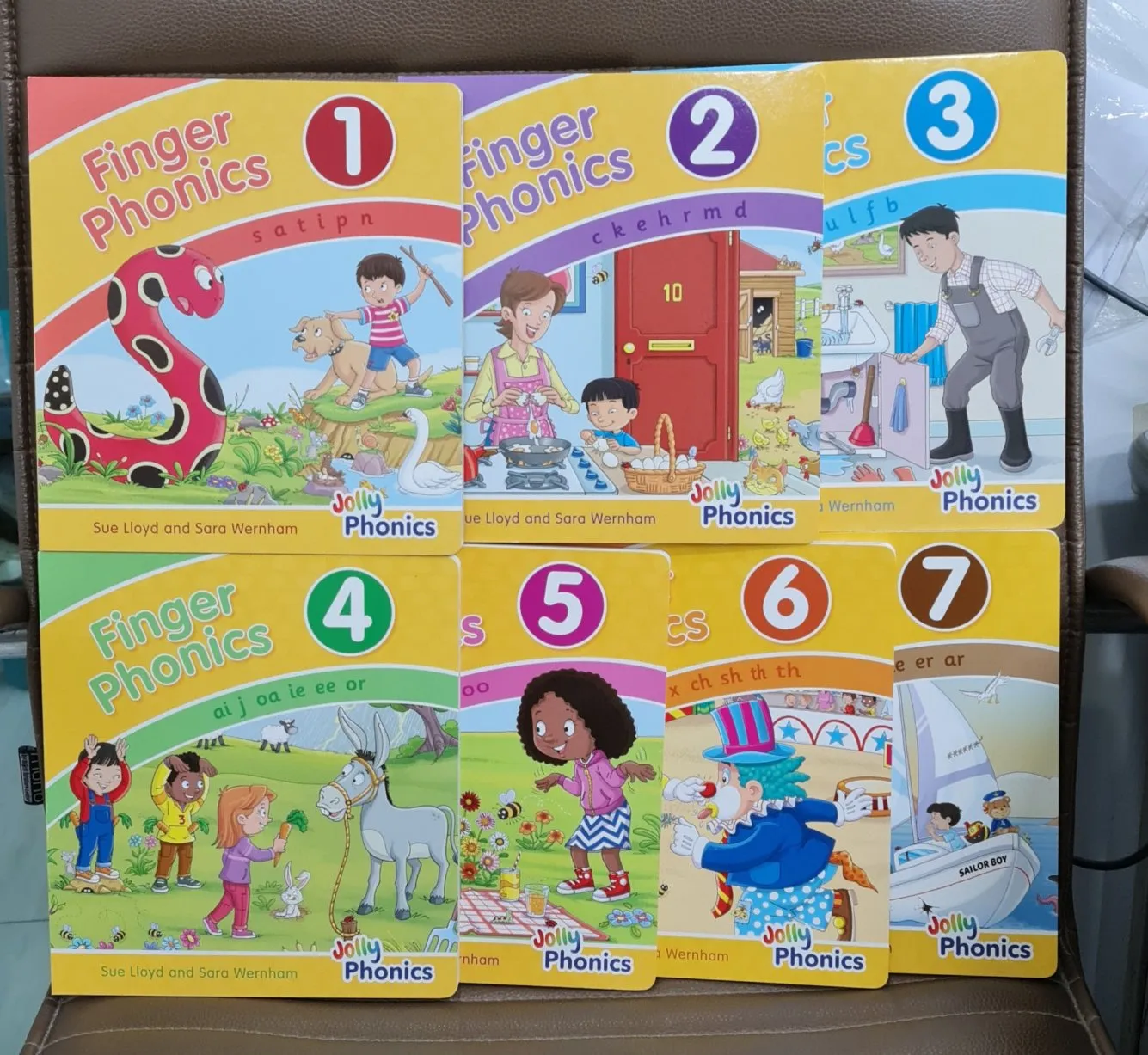 Finger Phonics Set (1-7): Wernham, Sara, Lloyd, Sue, Wade