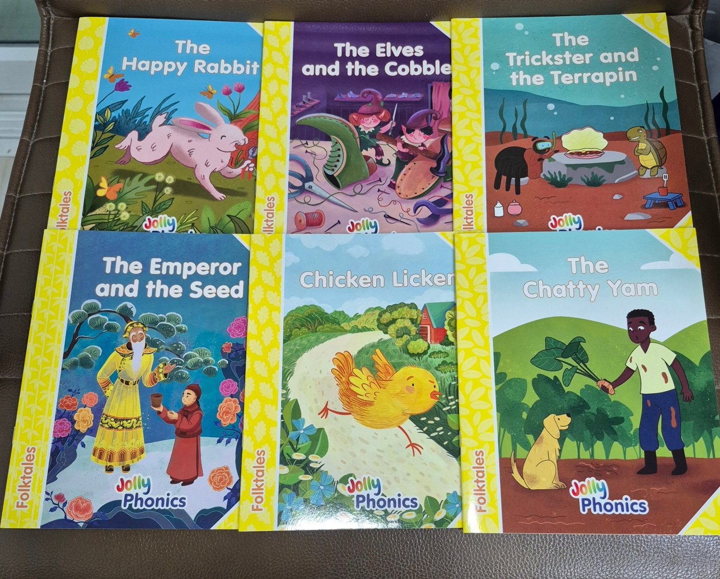 Jolly phonics Yellow Folktales Readers, Level 2 (pack of 6): In Precursive letters