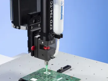 Nordson-EFD-794TC-Auger-Valves-on-E-Series-Dispensing-Thermal-Compound-Pattern-on-PCB-Components