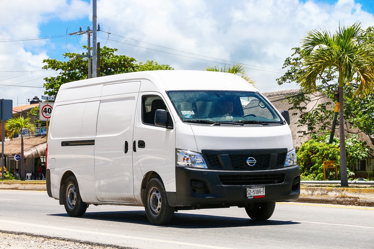 ติดตั้งเบาะVIPสำหรับNissanUrvanพร้อมออกแบบภายในใหม่