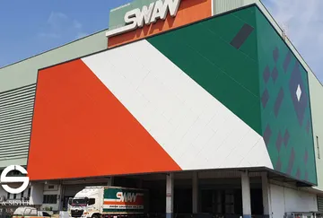 SWANFACADE22
