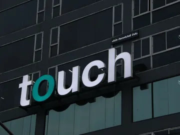 ป้ายอักษรแอลอีดีติดอาคารTOUCH