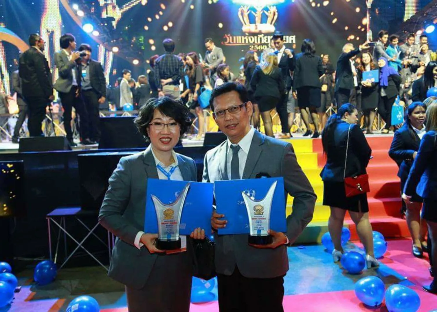 ตัวแทนไทยประกันชีวิตรับรางวัลความสำเร็จ