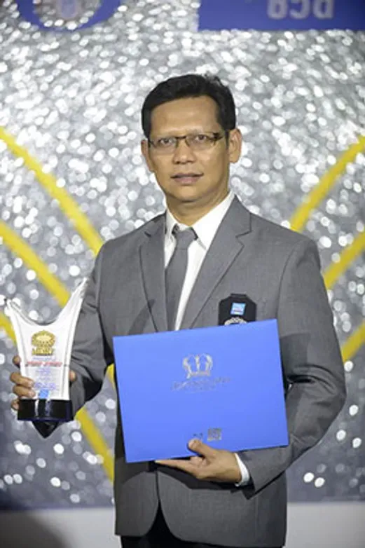thitiwat-manager