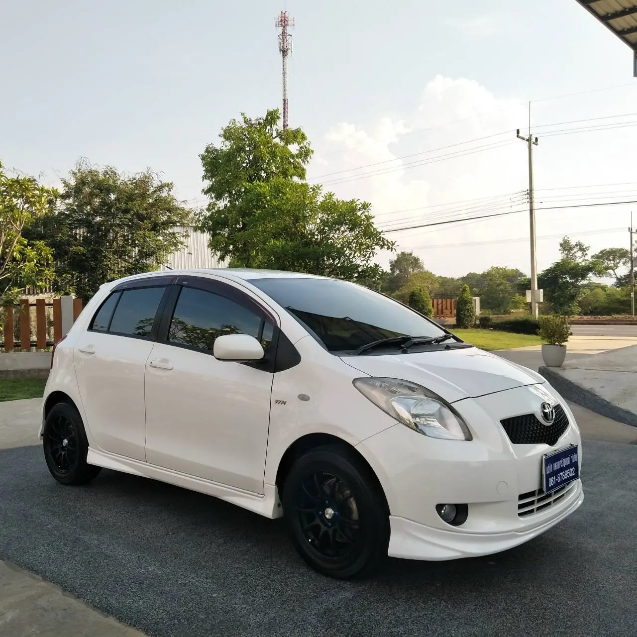 Yaris hotsell 1.5 e