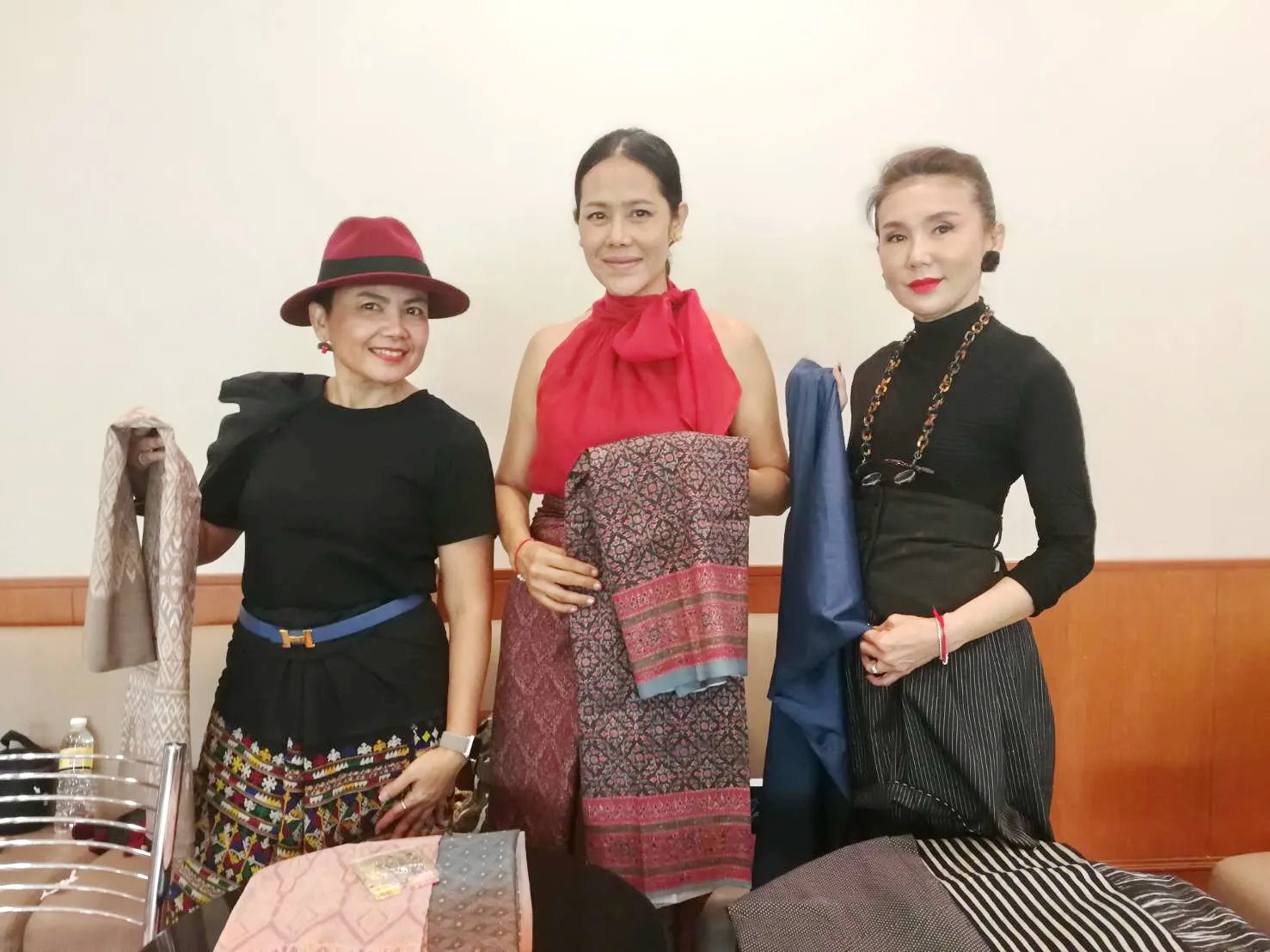 นุ่งซิ่น250519(245)