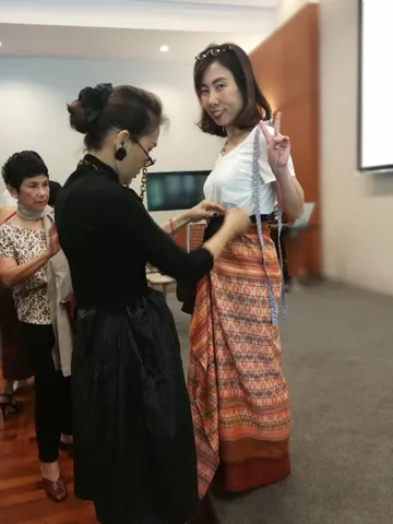 นุ่งซิ่น250519(206)