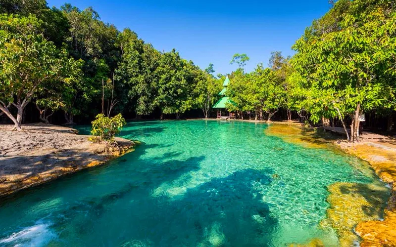 emerald-pool-3-2