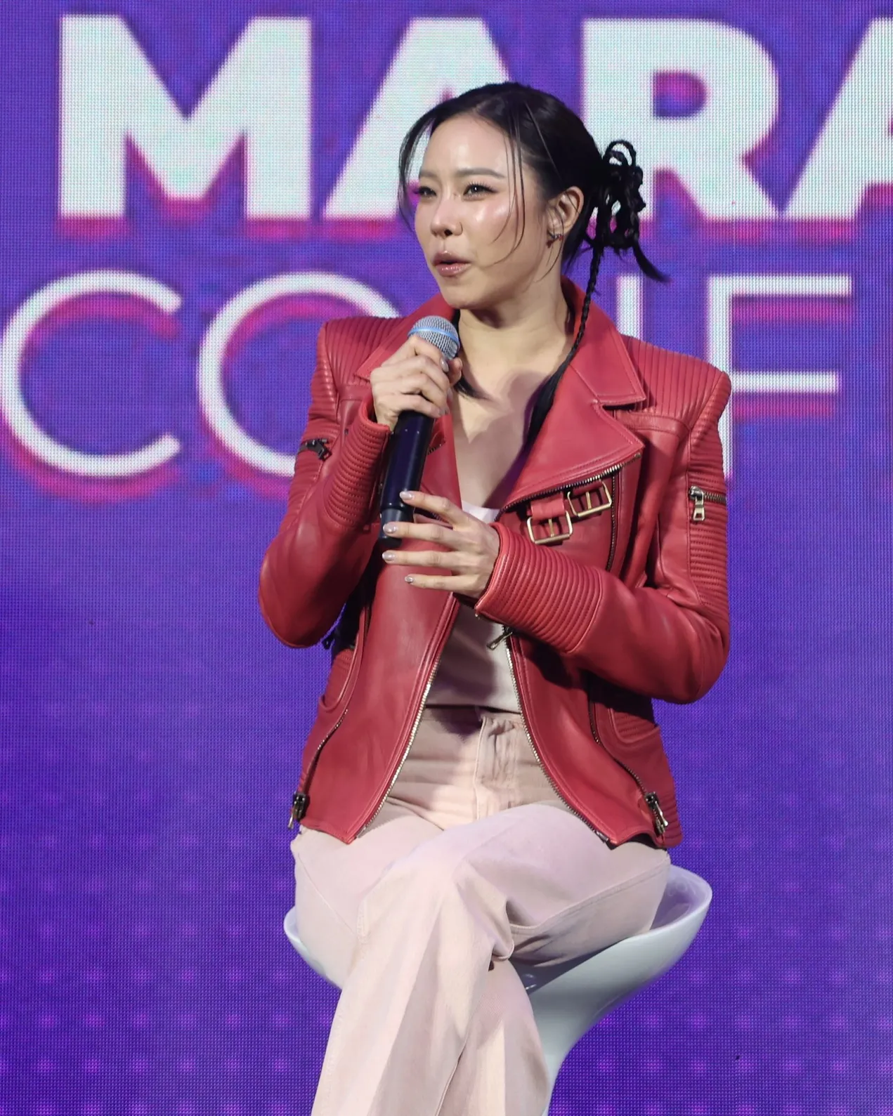 06 คริส หอวัง