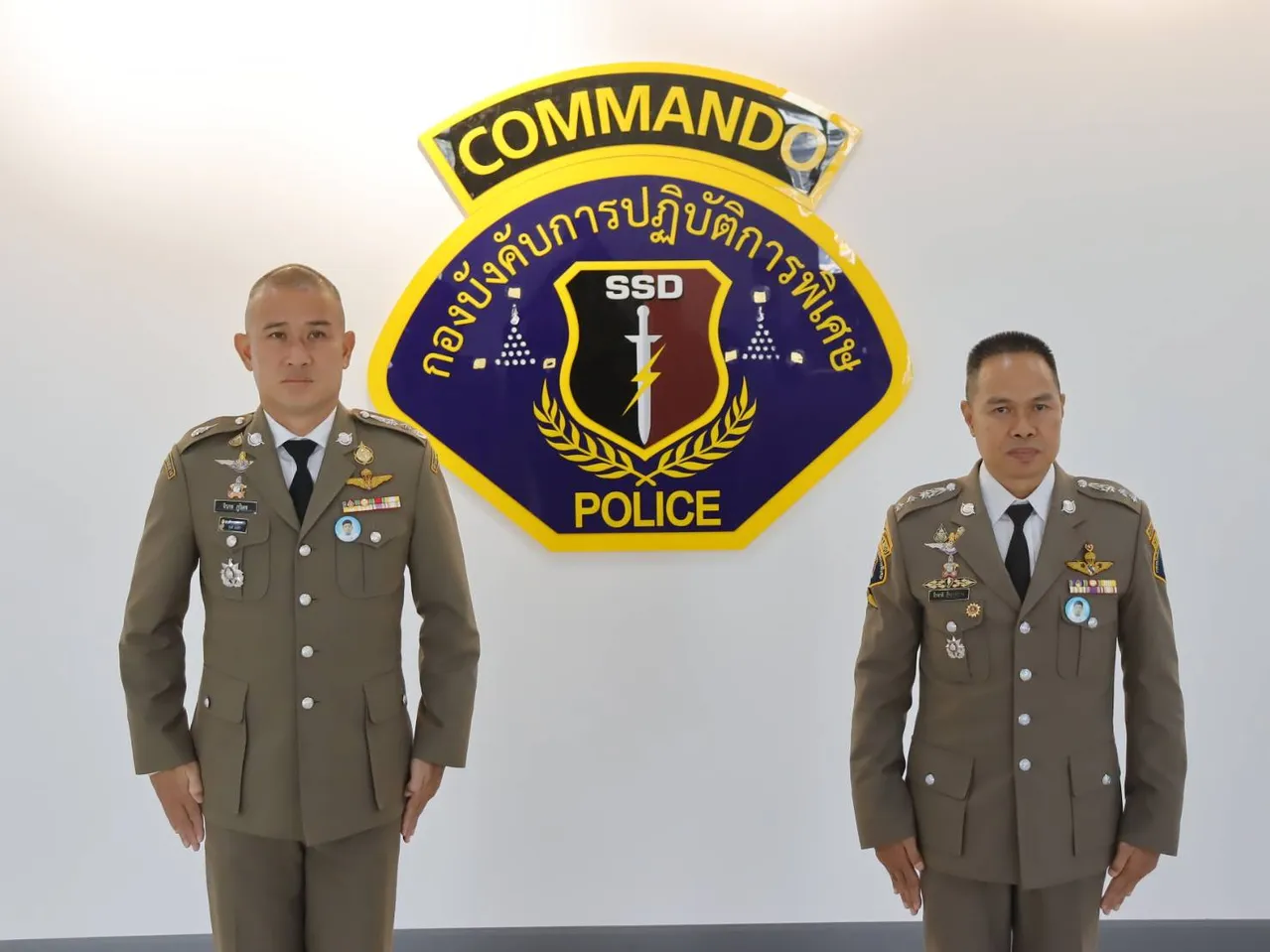 1913320
