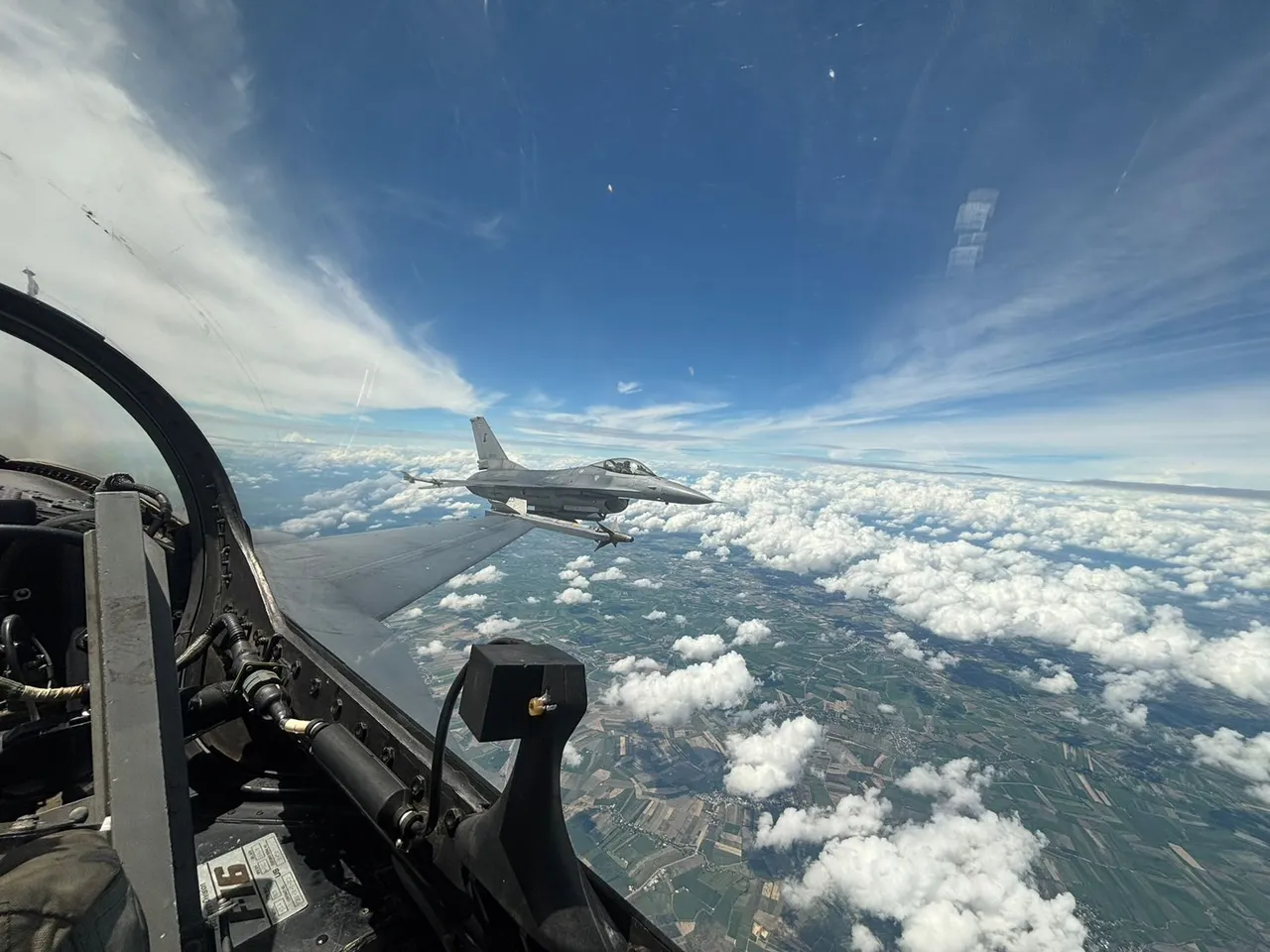 S258954830