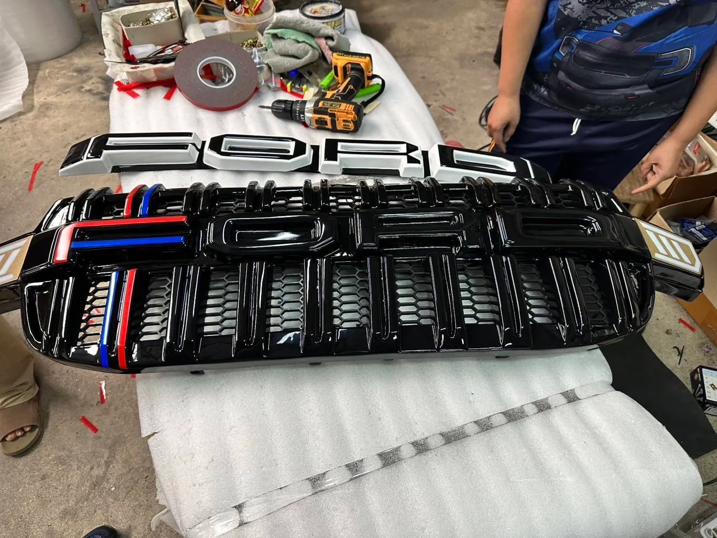 254810